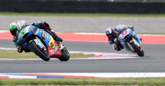 Gros duel entre coéquipier du Team Estrella Galicia 0,0 Marc VDS Gros duel entre coéquipier du Team Estrella Galicia 0,0 Marc VDS