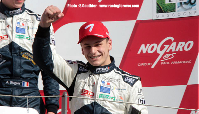 Victor Martins, premier leader du championnat
