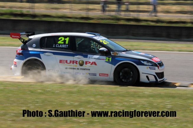 Malgré une belle résistance, Jimmy Clairet a fini par mordre la poussière pour la victoire Malgré une belle résistance, Jimmy Clairet a fini par mordre la poussière pour la victoire