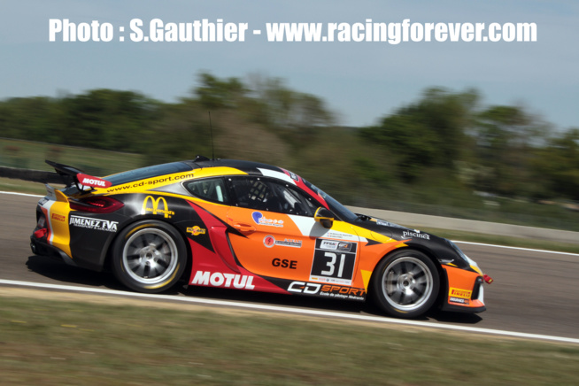 FFSA GT - GT4 Sud : Nogaro, course 2