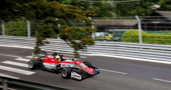 Un tracé urbain, un beau défi pour les concurrents du grand prix de Pau Un tracé urbain, un beau défi pour les concurrents du grand prix de Pau
