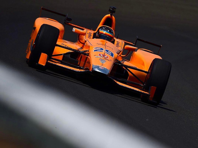 Fernando Alonso participant à Indy 500