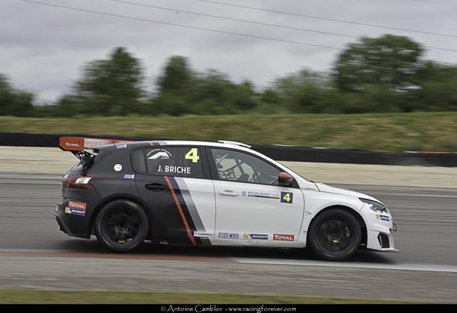 Julien Briché toujours leader de la 308 racing Cup Julien Briché toujours leader de la 308 racing Cup