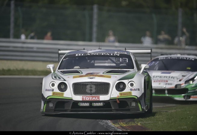 Le Bentley dans la course au titre