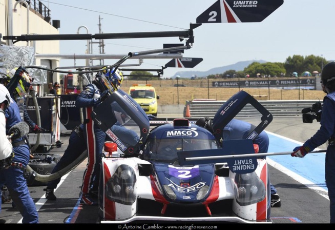 Le team United Autosports dans les stands