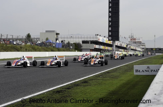 Un circuit F1 pour les pilotes F4 Un circuit F1 pour les pilotes F4