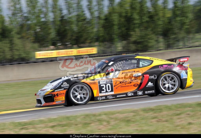 Mike Parisy à Nogaro en 2017 © S. Gauthier – www.racingforever.com Mike Parisy à Nogaro en 2017 © S. Gauthier – www.racingforever.com