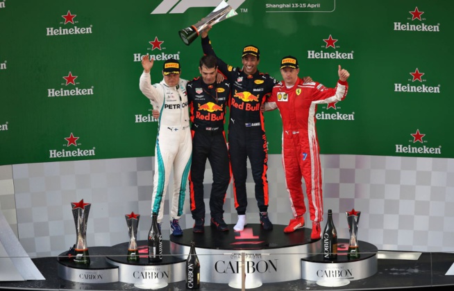 Le podium en Chine (Photo Charles Coates/Getty Images) Le podium en Chine (Photo Charles Coates/Getty Images)