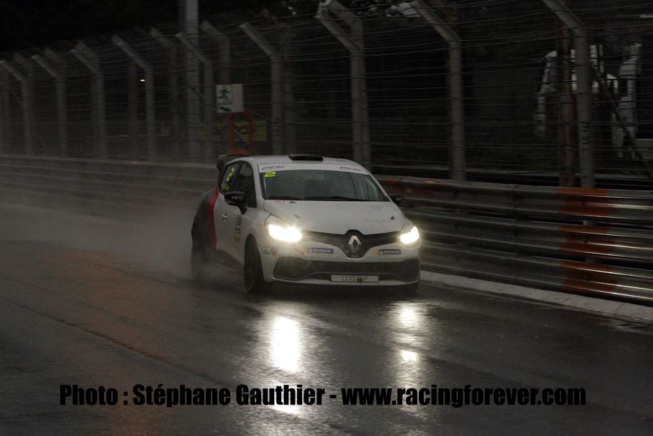 Nicolas MIlan s'impose dans des conditions difficiles Nicolas MIlan s'impose dans des conditions difficiles