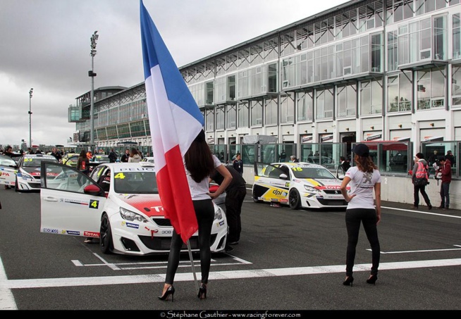 308 Racing Cup : Reprise à Magny-Cours 308 Racing Cup : Reprise à Magny-Cours