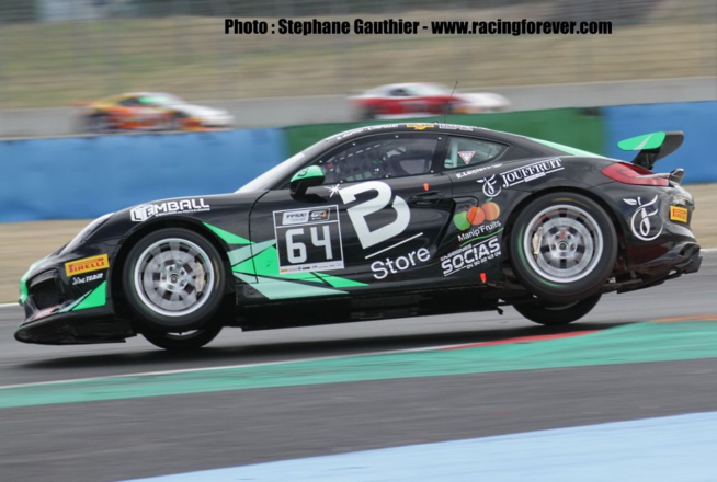 Le spectacle était au rendez-vous à Magny-Cours Le spectacle était au rendez-vous à Magny-Cours