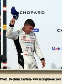 Grande émotion pour Ayhancan Güven sur le podium Grande émotion pour Ayhancan Güven sur le podium