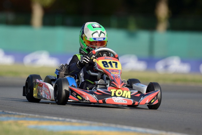 Les kilomètres s'accumulent pour Tom (Photo Lionel Gripon) Les kilomètres s'accumulent pour Tom (Photo Lionel Gripon)