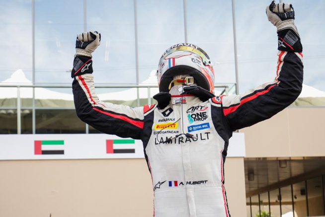 La délivrance pour Hubert © GP3 Media Service La délivrance pour Hubert © GP3 Media Service