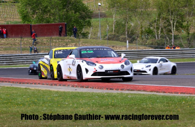 Le jeune Mateo Herrero a résisté à la pression de pilotes expérimentés Le jeune Mateo Herrero a résisté à la pression de pilotes expérimentés