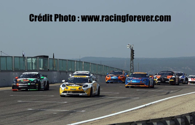 Le départ sous la chaleur gardoise Le départ sous la chaleur gardoise