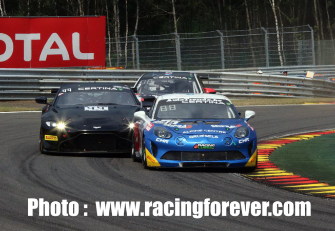 Une course 1 bien disputée Une course 1 bien disputée