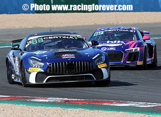 Mike Parisy au volant de la Mercedes AMG ca marche ! Mike Parisy au volant de la Mercedes AMG ca marche !