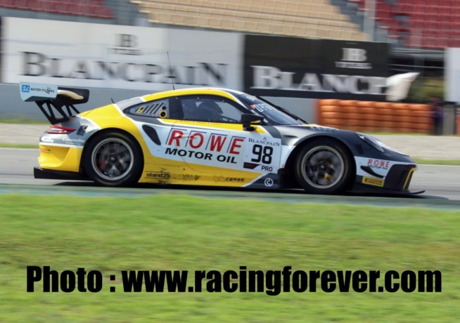 La pole avait été obtenue de haute lutte par la Porsche #98 de La pole avait été obtenue de haute lutte par la Porsche #98 de