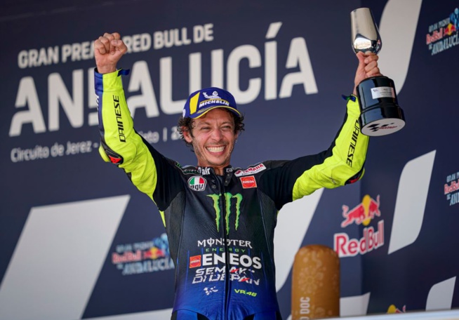 retour sur le podium pour Rossi (Photo Yamaha) retour sur le podium pour Rossi (Photo Yamaha)