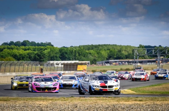 Mercedes, BMW, Aston Martin, Alpine, Toyota et Ginetta se sont montrées dans le Gers(Photo D.Bogaerts/SRO)