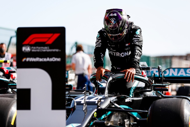 Lewis Hamilton explose les records – © AMG Mercedes Lewis Hamilton explose les records – © AMG Mercedes