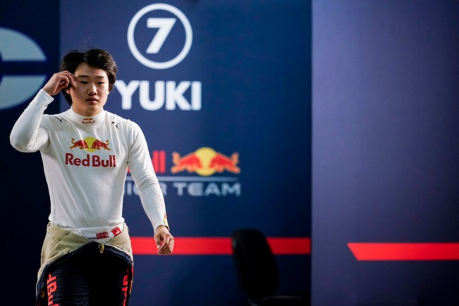 Avec la victoire, Tsunoda fait un pas de plus vers le baquet Alpha Tauri – © Carlin Avec la victoire, Tsunoda fait un pas de plus vers le baquet Alpha Tauri – © Carlin