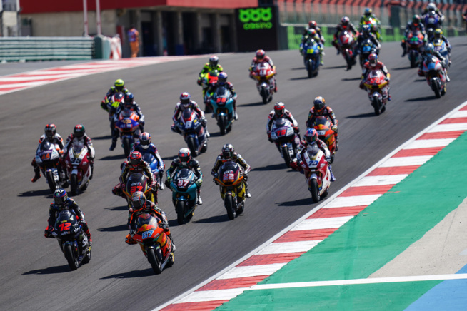 Le départ ( Rob Gray - Polarity Photo) Le départ ( Rob Gray - Polarity Photo)