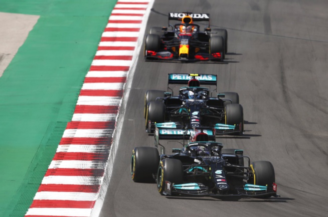 Hamilton a dominé la course – photo AMG Mercedes-F1