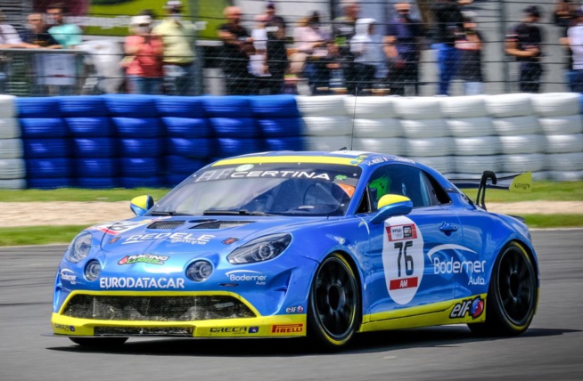 Une autre Alpine s'impose en catégorie AM (Photo SRO) Une autre Alpine s'impose en catégorie AM (Photo SRO)