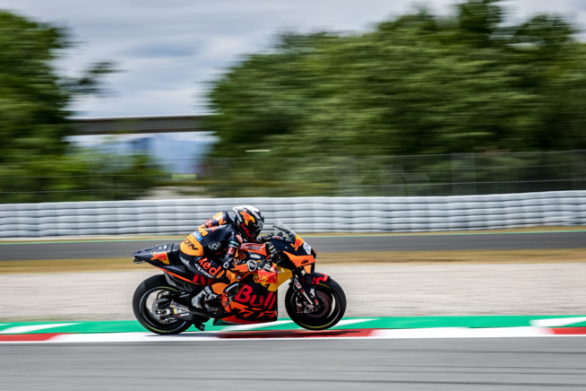 Surprise, KTM s'impose en Catalogne ( Rob Gray - Polarity Photo) Surprise, KTM s'impose en Catalogne ( Rob Gray - Polarity Photo)