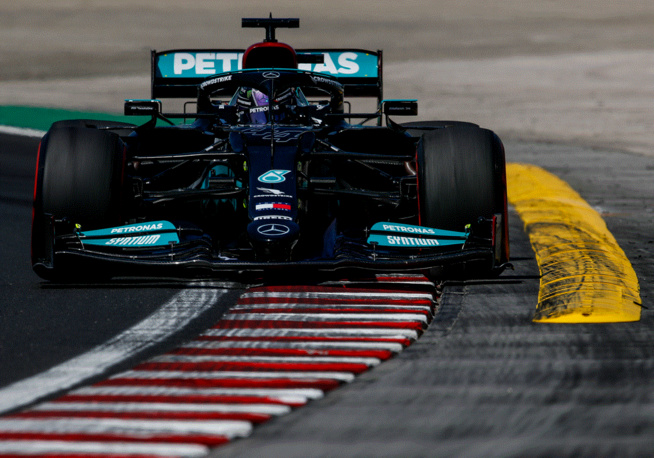 Hamilton en tête du championnat du monde (Photo Lat) Hamilton en tête du championnat du monde (Photo Lat)