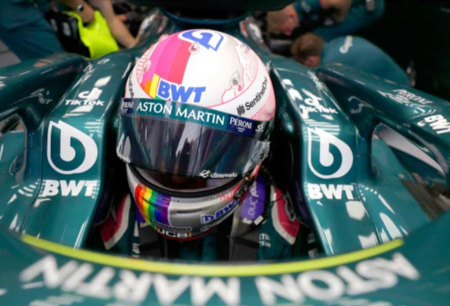 Vettel disqualifié ! Vettel disqualifié !