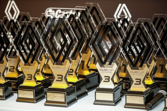 Nombreuses récompenses en Clio Cup (Photo xavi Bonilla DPPI) Nombreuses récompenses en Clio Cup (Photo xavi Bonilla DPPI)