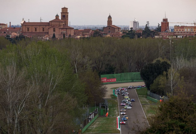 Fanatec GT WC Europe 2022  Endurance : IMOLA Fanatec GT WC Europe 2022  Endurance : IMOLA