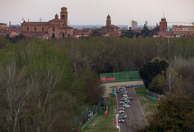 Fanatec GT WC Europe 2022  Endurance : IMOLA