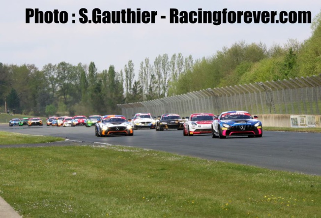 Nogaro marque d'entrée les esprits du FFSA GT 2022 Nogaro marque d'entrée les esprits du FFSA GT 2022