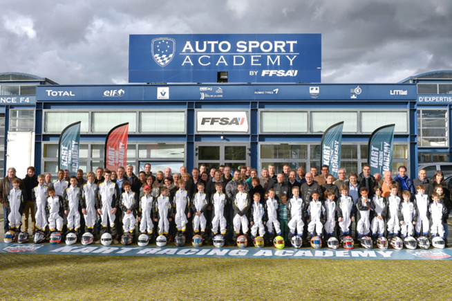 Les futurs pilotes en apprentissage (Photo KSP) Les futurs pilotes en apprentissage (Photo KSP)