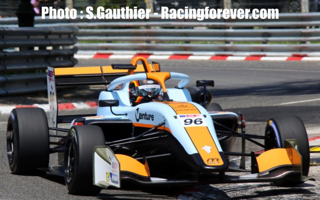 Jusqu'ici Oliver Goethe n'a commis aucune erreur Jusqu'ici Oliver Goethe n'a commis aucune erreur