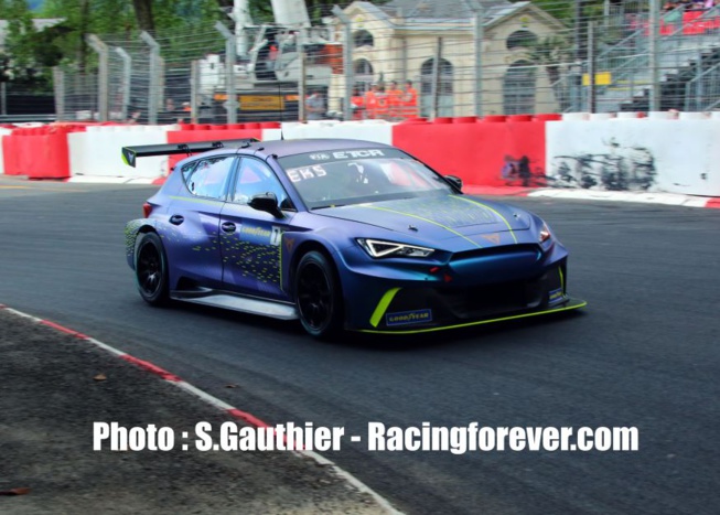 Ekström premier leader de l'ETCR Ekström premier leader de l'ETCR