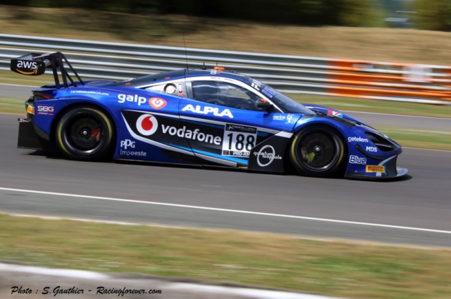 McLaren brille en Pro-Am McLaren brille en Pro-Am