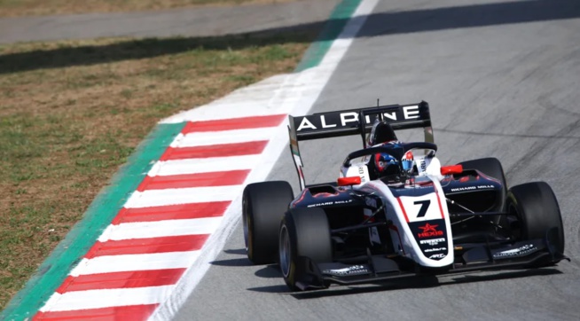 Martins impérial à Barcelone © FIA F3 Martins impérial à Barcelone © FIA F3