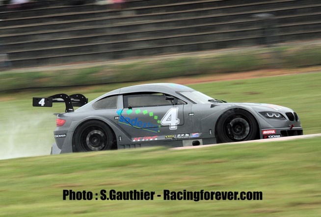 Avec son look de DTM, la Supertourisme 2L en impose Avec son look de DTM, la Supertourisme 2L en impose