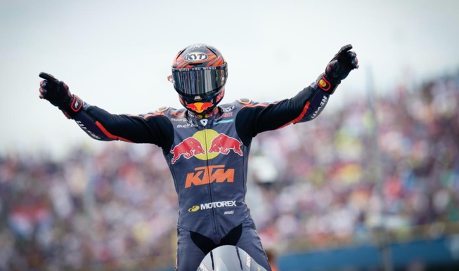 Fernandez s’impose © www.motogp.com Fernandez s’impose © www.motogp.com