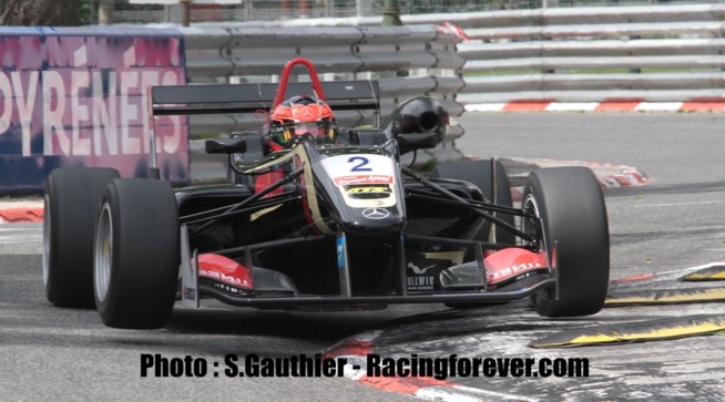 Un net avantage pour Esteban Ocon Un net avantage pour Esteban Ocon