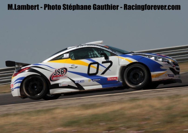 Peugeot RCZ Cup : Mathieu Lambert, un podium en hommage Peugeot RCZ Cup : Mathieu Lambert, un podium en hommage