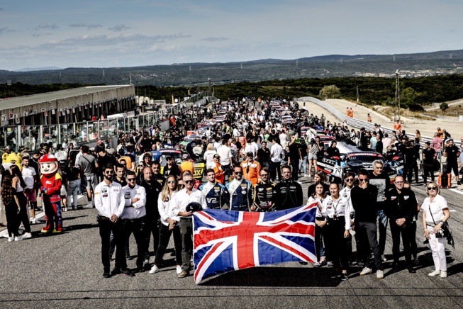 SRO a rendu hommage à la Reine Elisabeth II (Photo SRO)