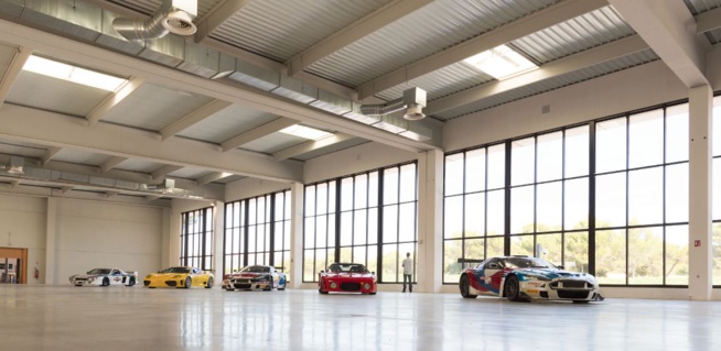 photos Alexander Van Battel photos Alexander Van Battel