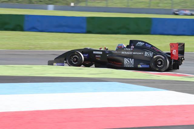 Jordan Perroy termine 2e du challenge monoplace VDeV Jordan Perroy termine 2e du challenge monoplace VDeV