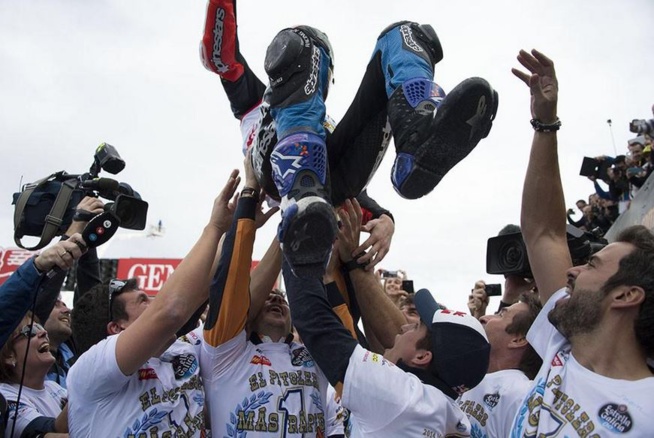 La joie dans le clan Marquez après le titre d'Alex La joie dans le clan Marquez après le titre d'Alex